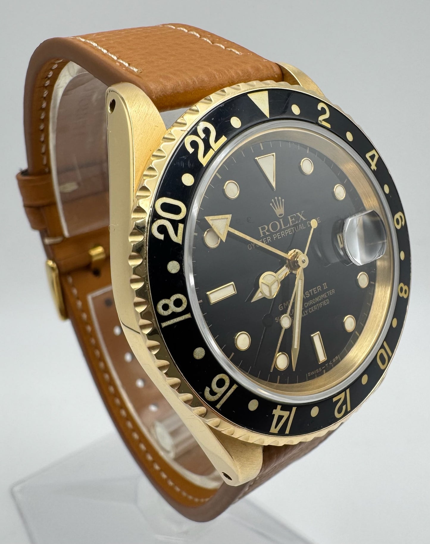 Rolex GMT-Master II 16718 Yellow Gold Head Black Tritium Dial 1991 (Mint/Serviced)