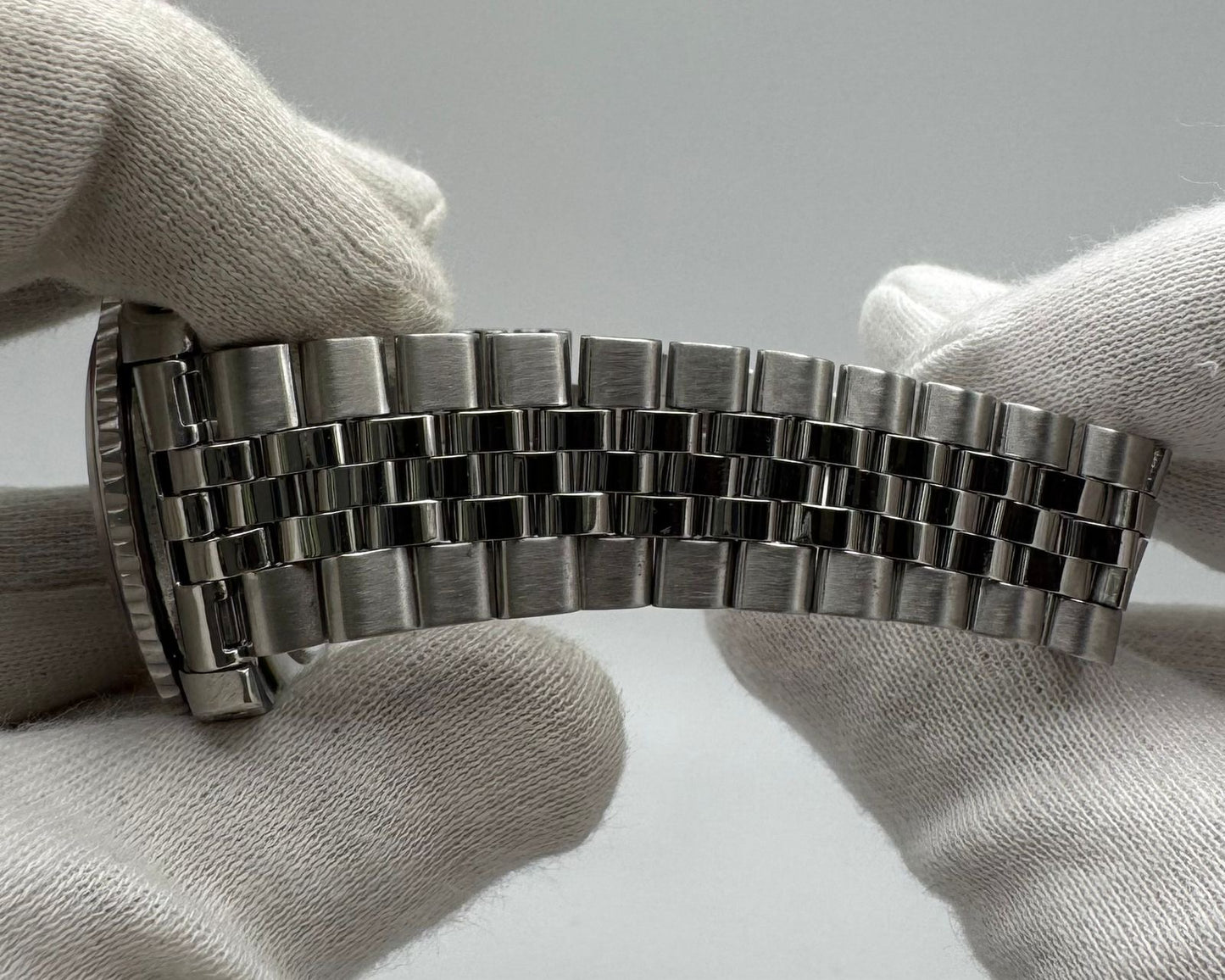 Rolex GMT-Master 1675 PCG Jubilee Glossy Gilt Chapter Ring/Exclamation Point 1960 (Serviced)