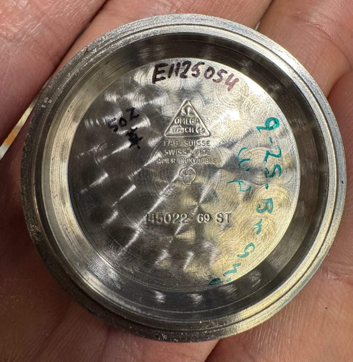 Omega Speedmaster Professional Moonwatch Full Steel Ghost Bezel Yellow Patina Step Dial 1969 (Serviced)