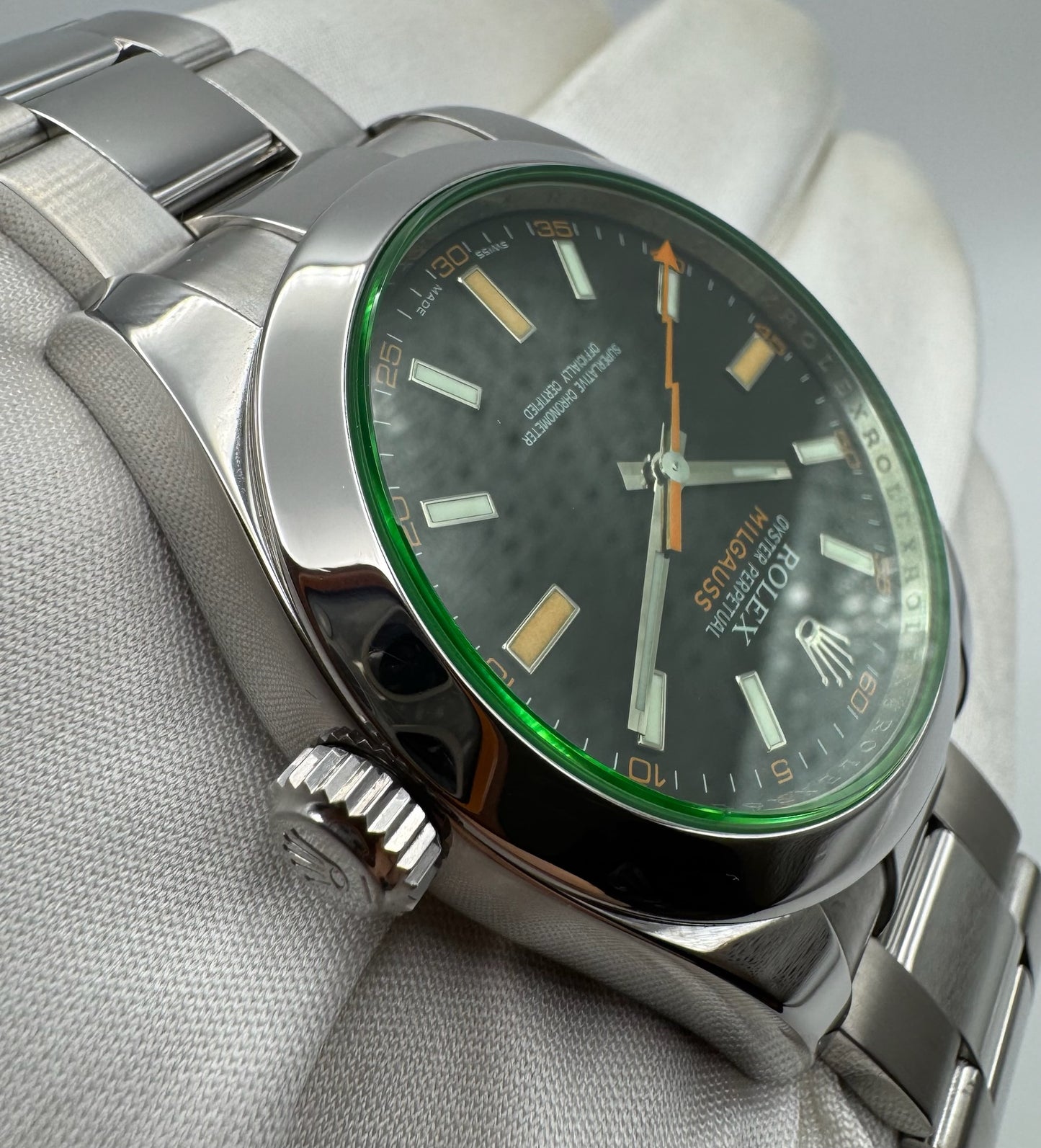 Rolex Milgauss Steel Black Dial Green Crystal 2008 (Mint)