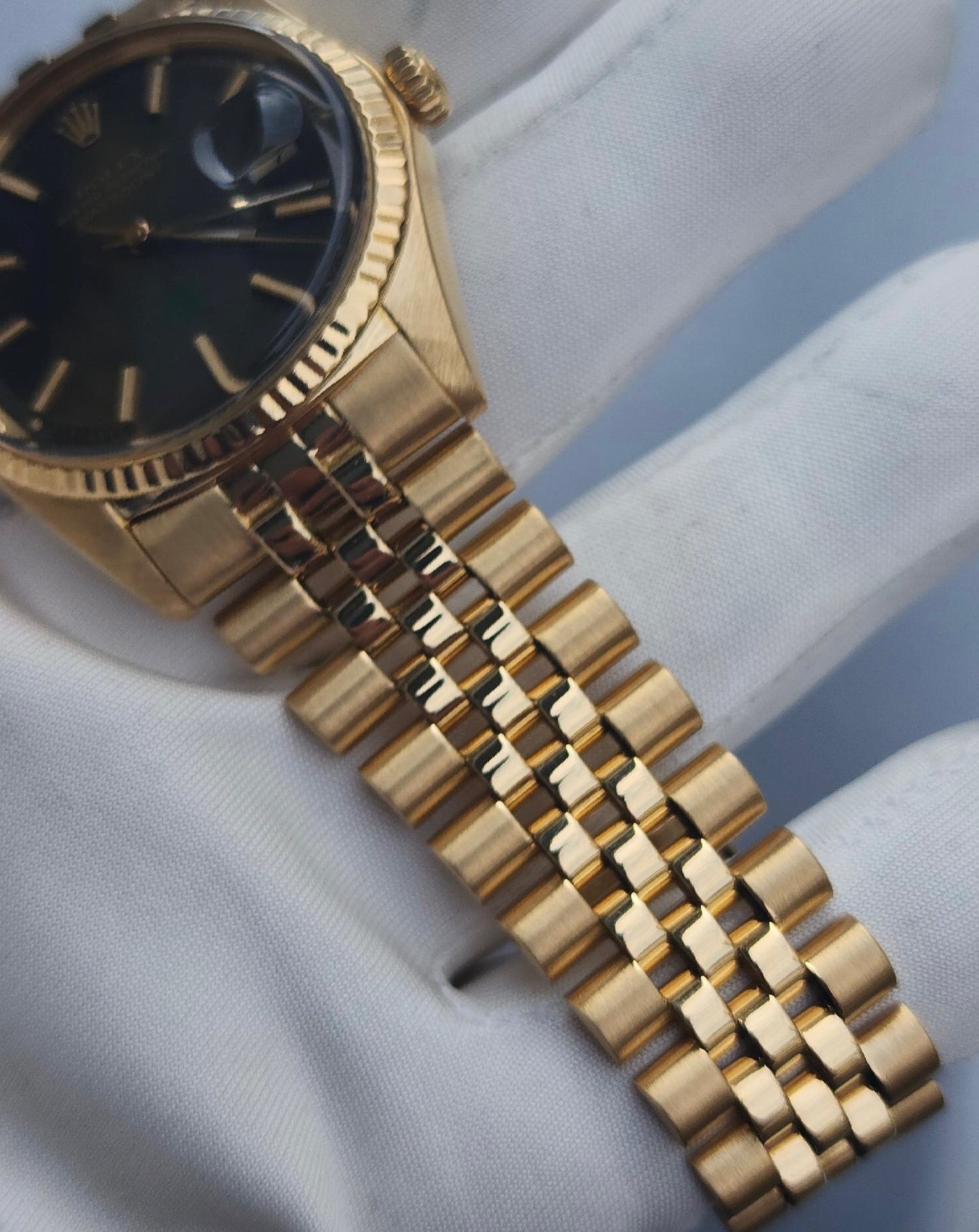 Rolex Datejust 36 Yellow Gold Grey Kabouss “Khanjar” Dial