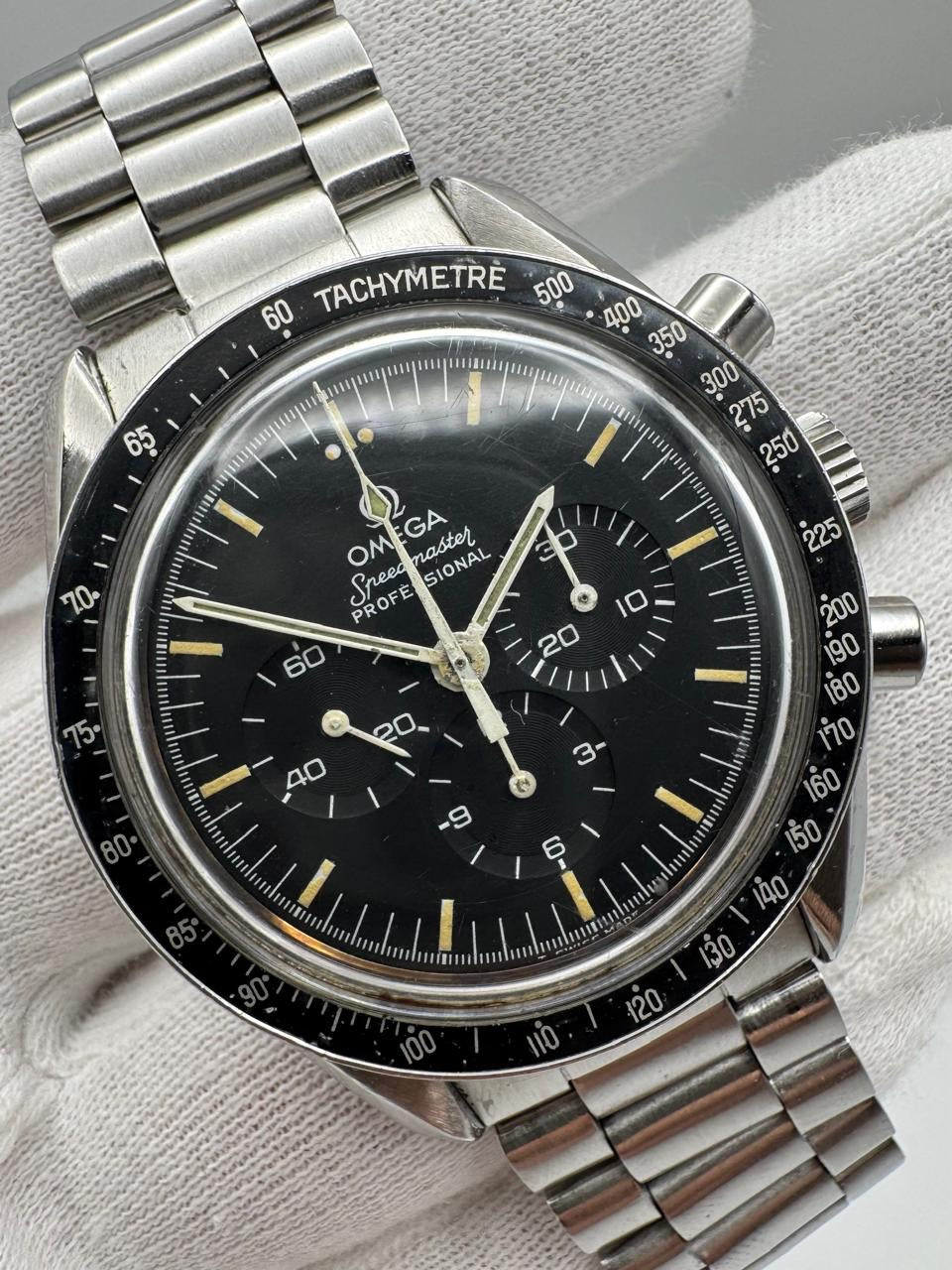 Omega Speedmaster Professional Moonwatch Full Steel Yellow Patina 1978 (Serviced)