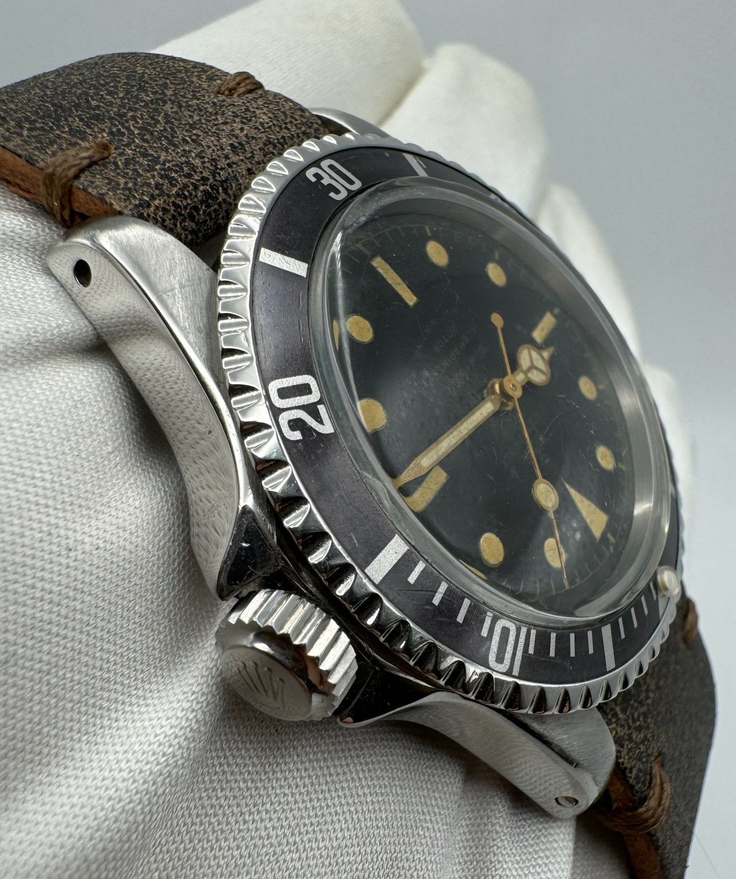 Tudor Submariner 7928 Glossy Gilt PCG Gold Hands Tropical Bezel 1961