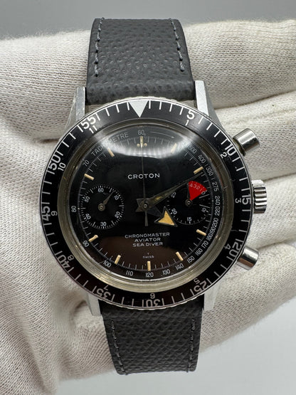 Croton Aviator Sea Diver Chronograph Manual Winding Yellow Patina Broad Arrow Original Owner 1960s (Unpolished)