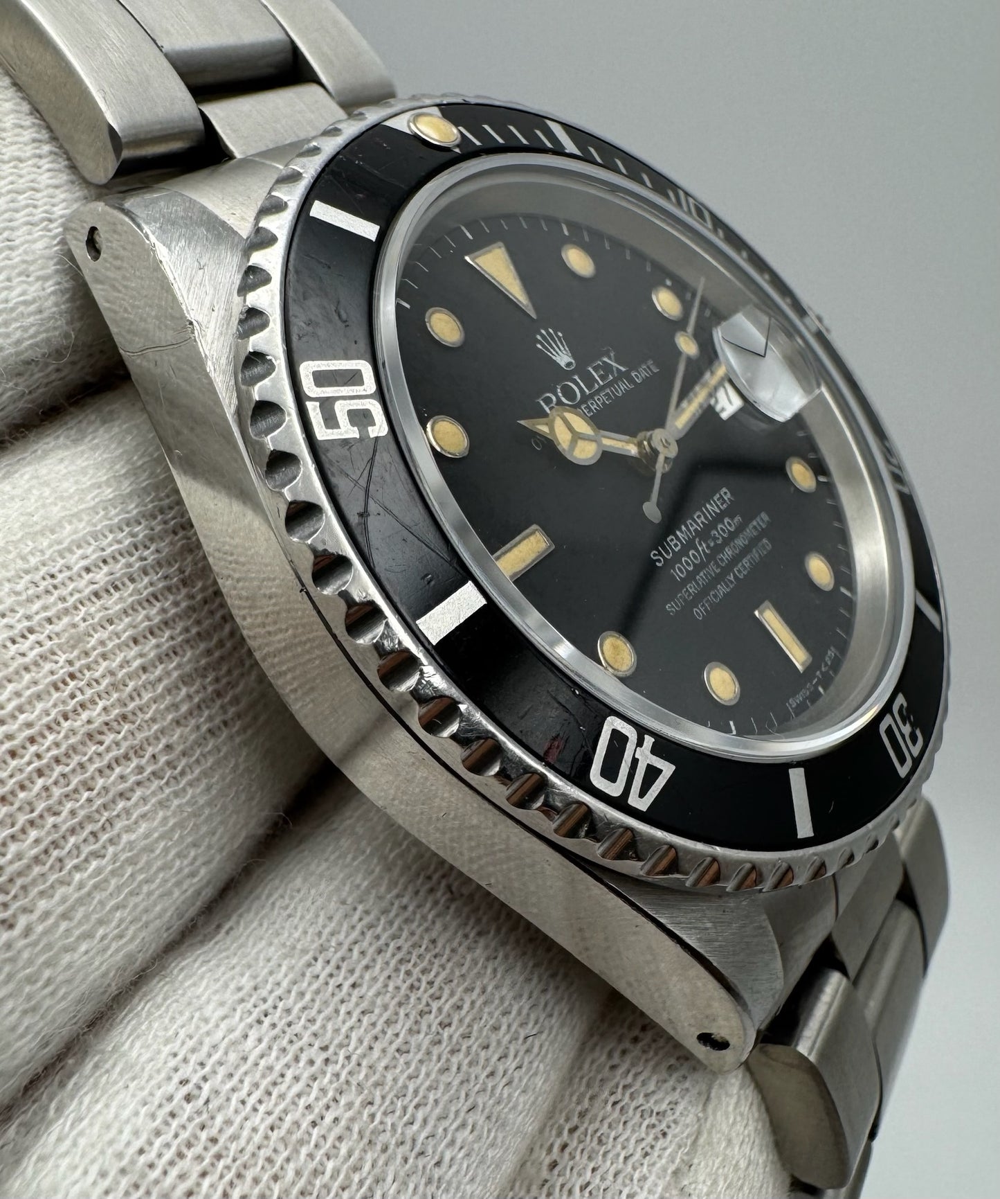 Rolex Submariner Date 16800 Ghost/Grey Dial Yellow Patina 1986 (Unpolished/Serviced)