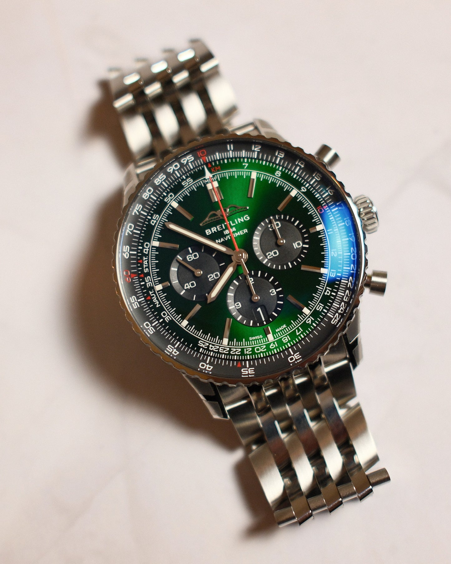 Breitling Navitimer 1 B01 Chronograph 46 Full Steel Green Dial (Full-Set/Mint)