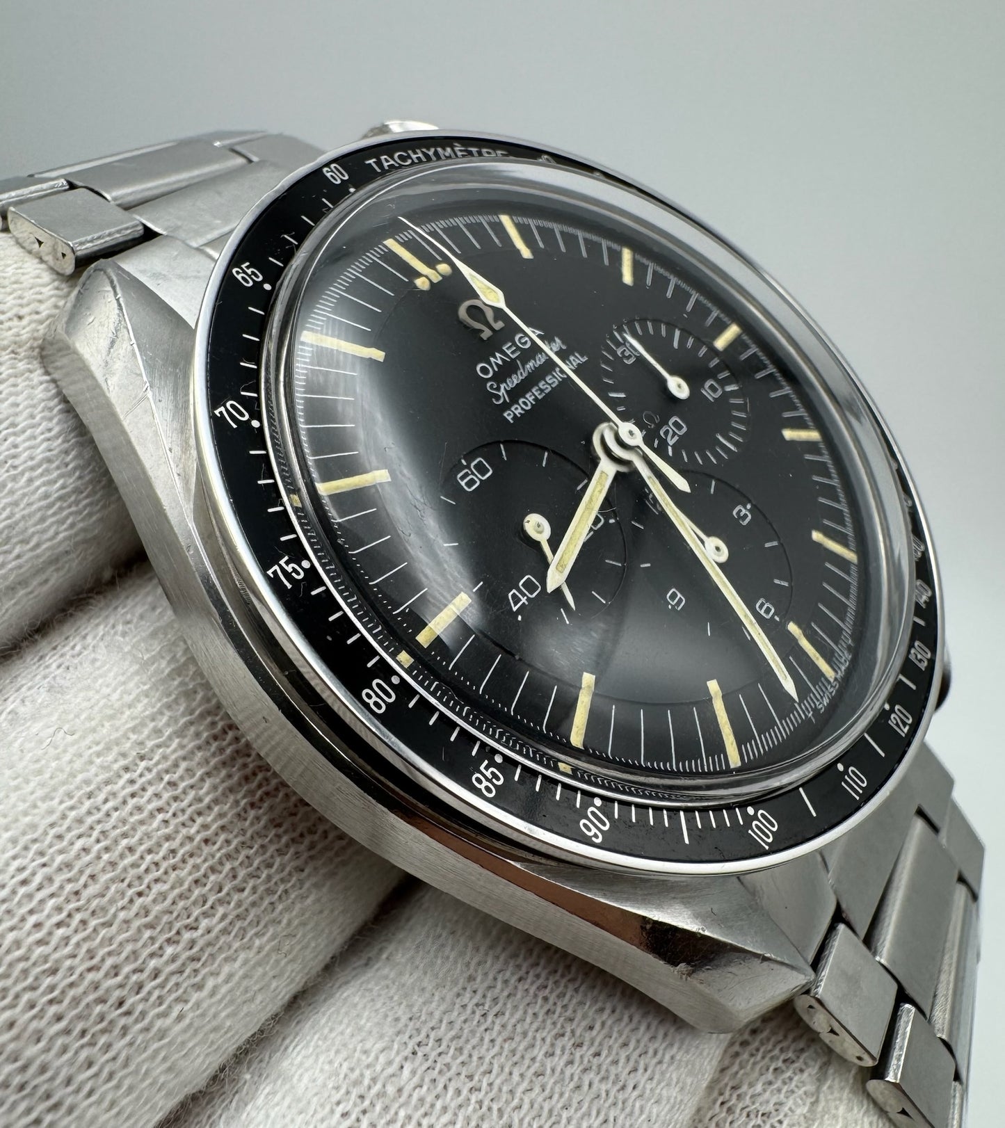 Omega Speedmaster Professional Moonwatch Chronograph Cal. 321 Full Steel Heavy Patina Original Owner 1965 (Unpolished)