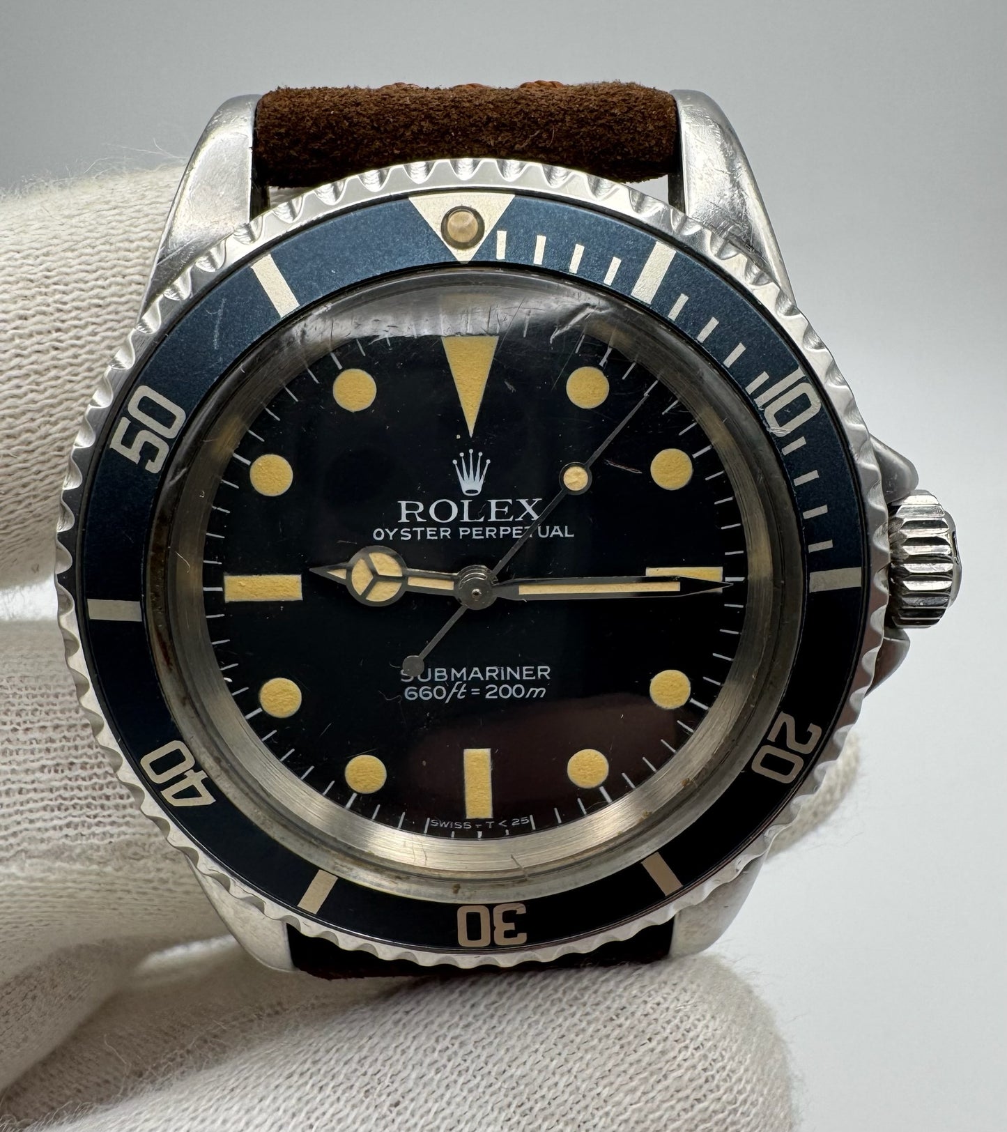 Rolex Submariner No Date 5513 “Feet First” Head Heavy Patina Maxi Dial Blue Insert 1965 (Serviced)