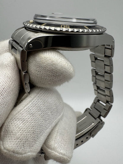 Rolex Submariner Date 1680 Red MK IV Yellow Patina 1969 (Serviced)