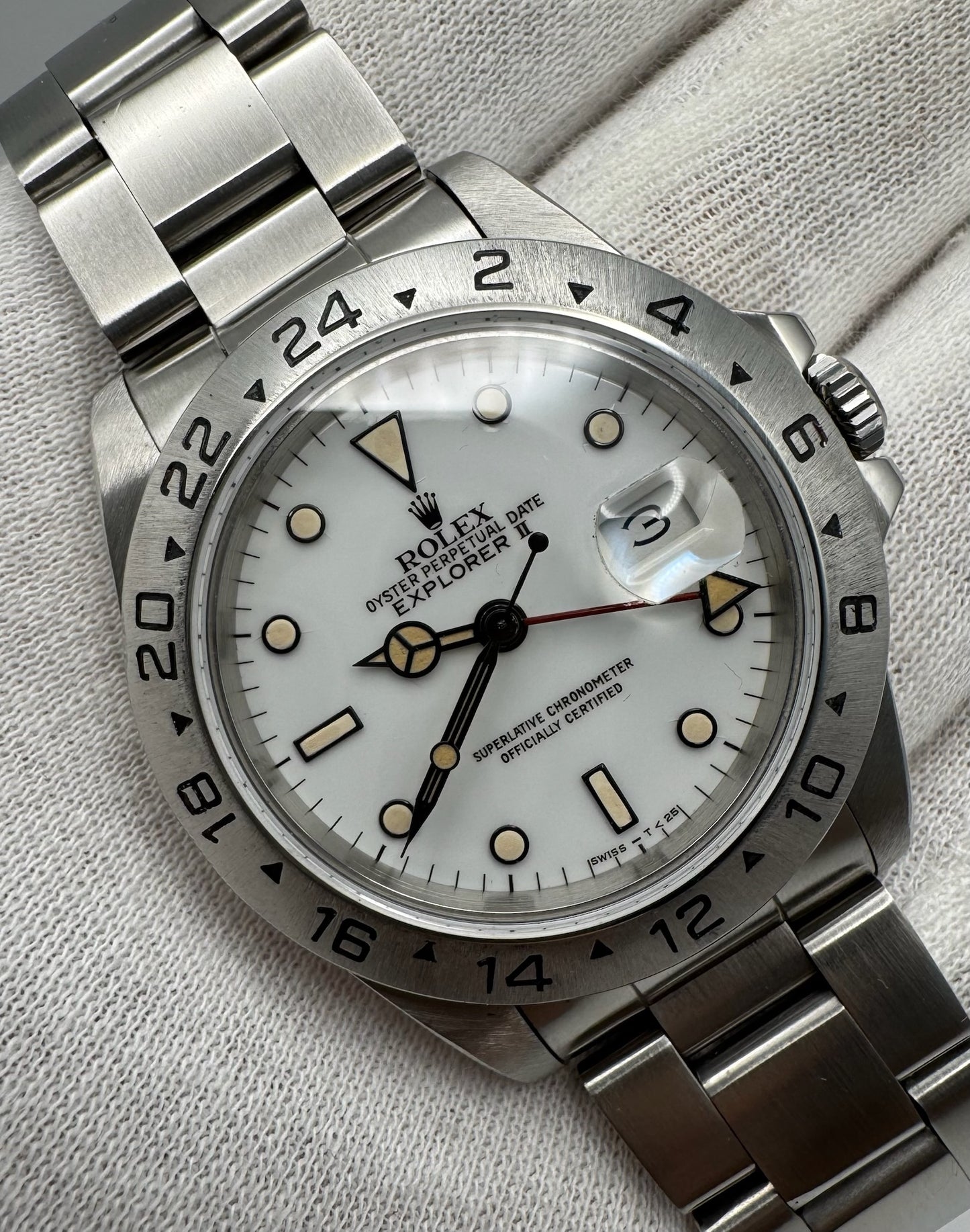 Rolex Explorer II Polar “Chicchi Di Mais” Full Steel 1990 Porcelain Dial Yellow Patina (Serviced)