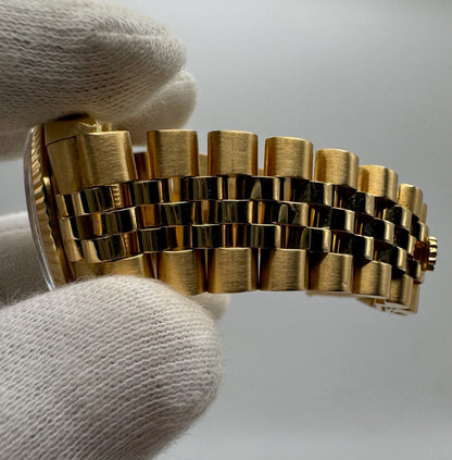 Rolex Datejust 36 Full Gold 18K OEM Factory Onyx Dial 1986 (Service Papers)