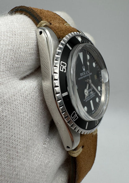 Rolex Submariner Date 1680 Steel Black Service Dial 1977