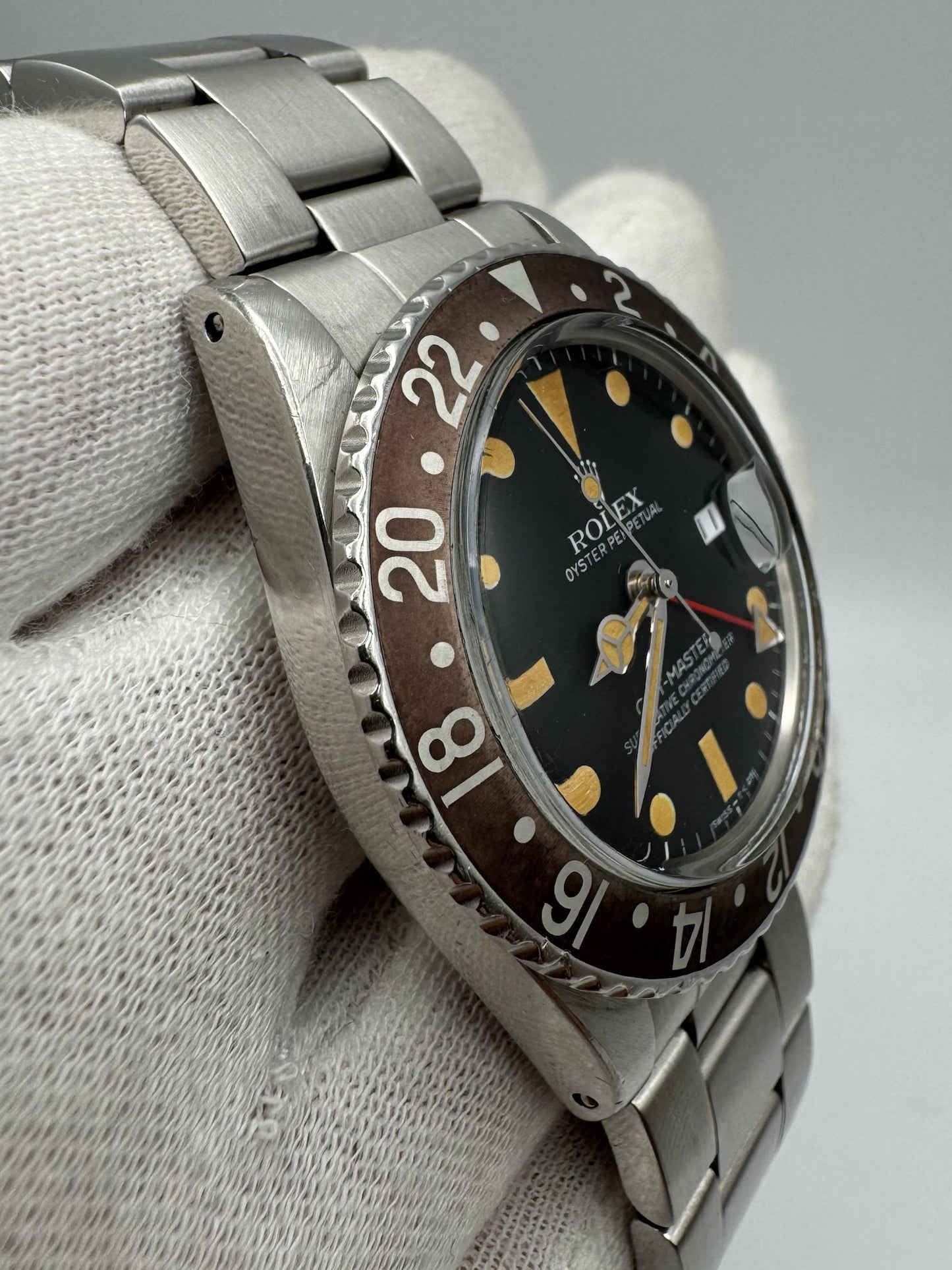Rolex GMT-Master 1675 Osyter MK4 Pumpkin Patina Brown Insert 1977 (Full-Set/Serviced)