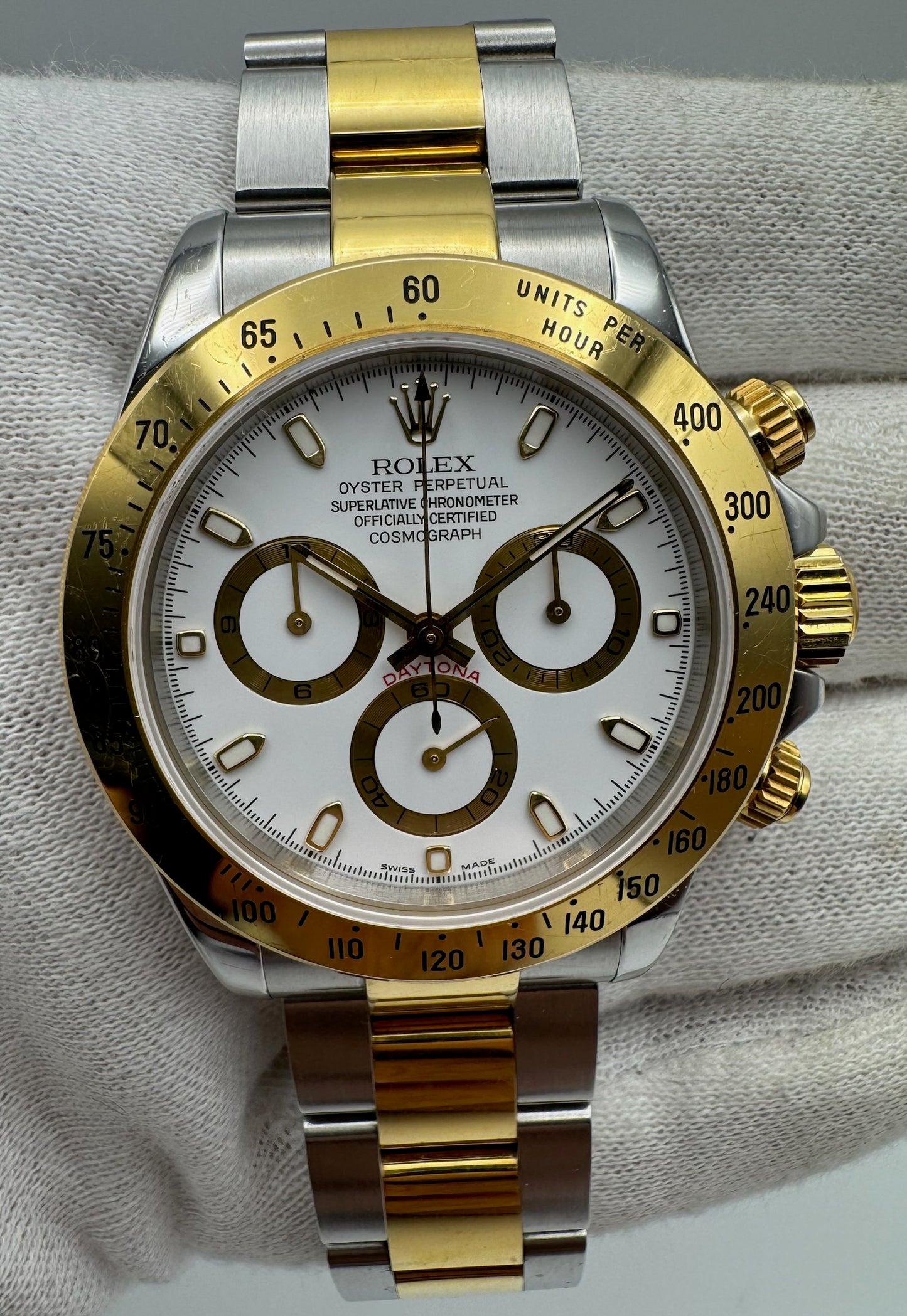 Rolex Daytona 116523 Steel/Yellow Gold White Dial Original Owner 2004 (Full-Set/Unpolished)
