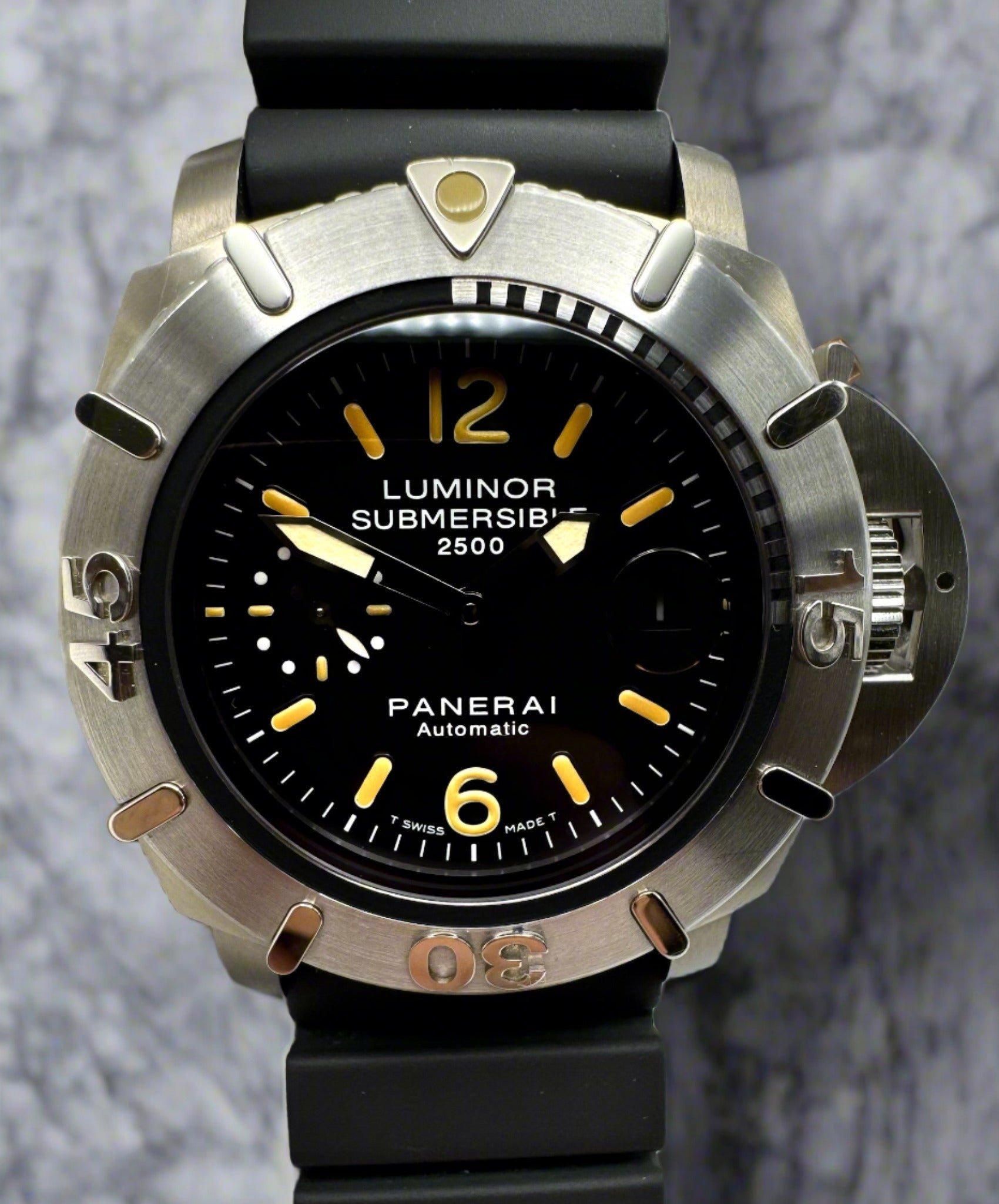 Panerai submersible 2500 best sale