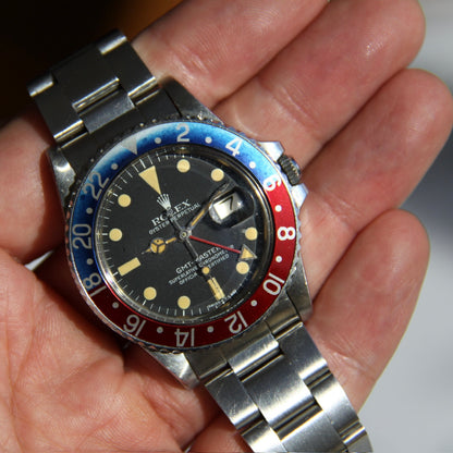 Rolex GMT-Master 16750 Pepsi Matte Dial Yellow Patina 1980 (Full-Set/Unpolished)