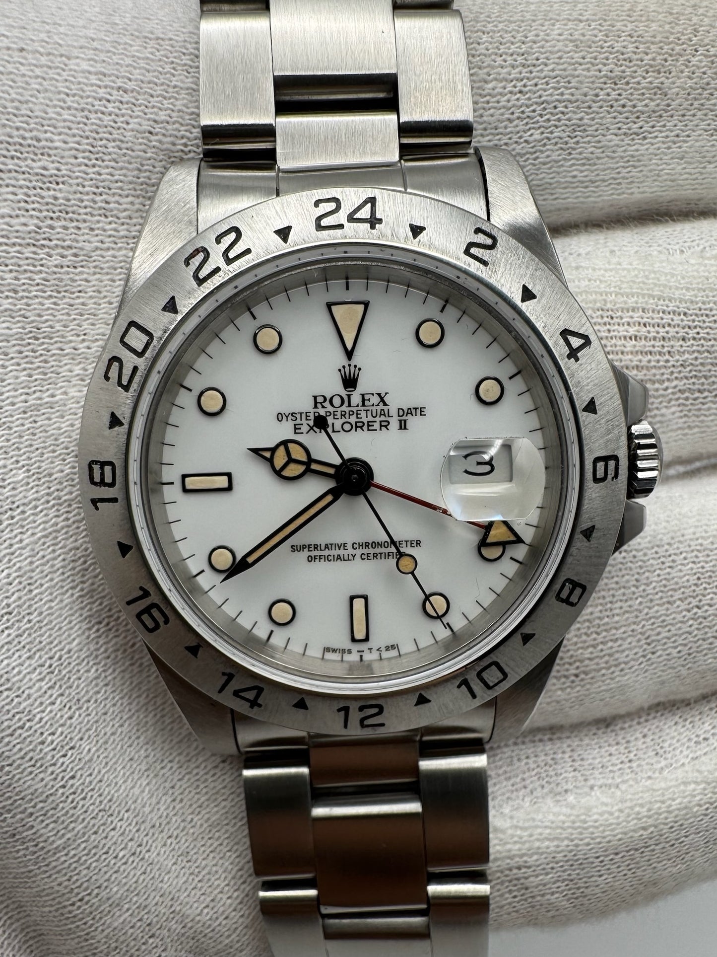 Rolex Explorer II Polar “Chicchi Di Mais” Full Steel 1990 Porcelain Dial Yellow Patina (Serviced)