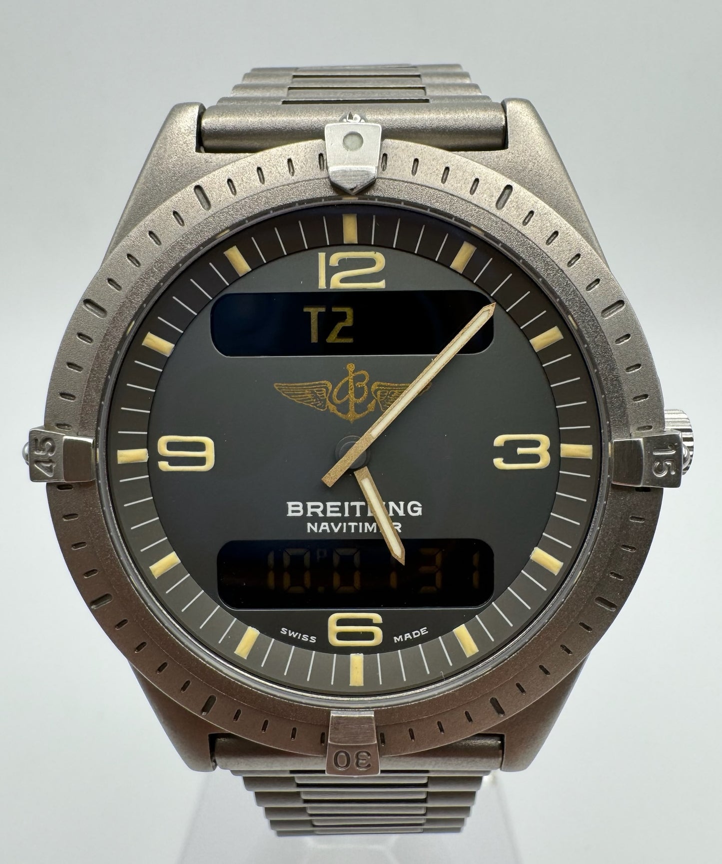 Breitling Aerospace Titanium with Tritium Dial (Unworn/Full-Set)