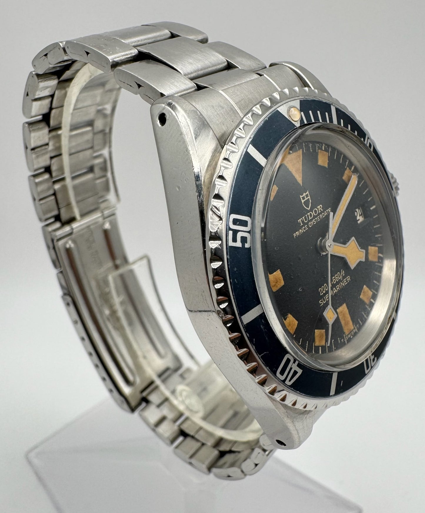 Tudor Submariner Snowflake Full Steel Black Pumpkin Patina Blue Insert Rare Confetti Dial 1968 (Unpolished/Serviced)