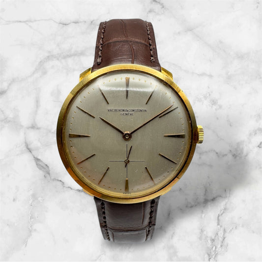 Vacheron Constantin Hooded Lugs Yellow Gold 34 Silver Dial Manual Winding Pristine Condition 1950s (Serviced)