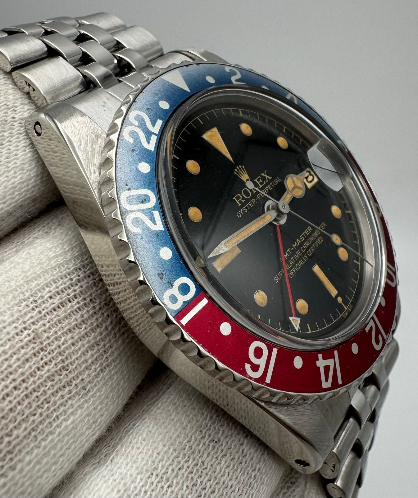 Rolex GMT-Master 1675 PCG Jubilee Glossy Gilt Chapter Ring/Exclamation Point 1960 (Serviced)
