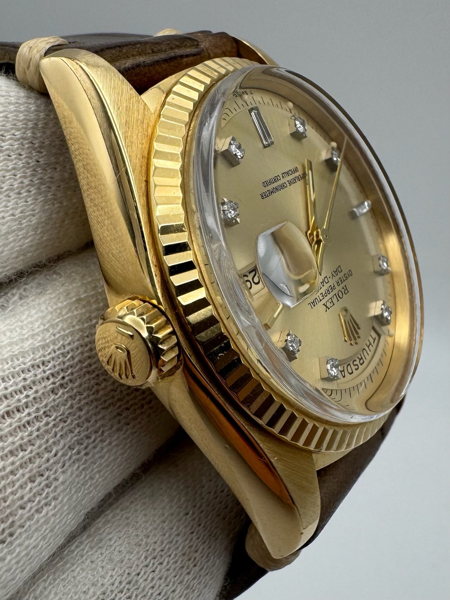 Rolex Day-Date 36 Yellow Gold Head 18K Factory Diamond Dial 1977 (Service Papers/Serviced)