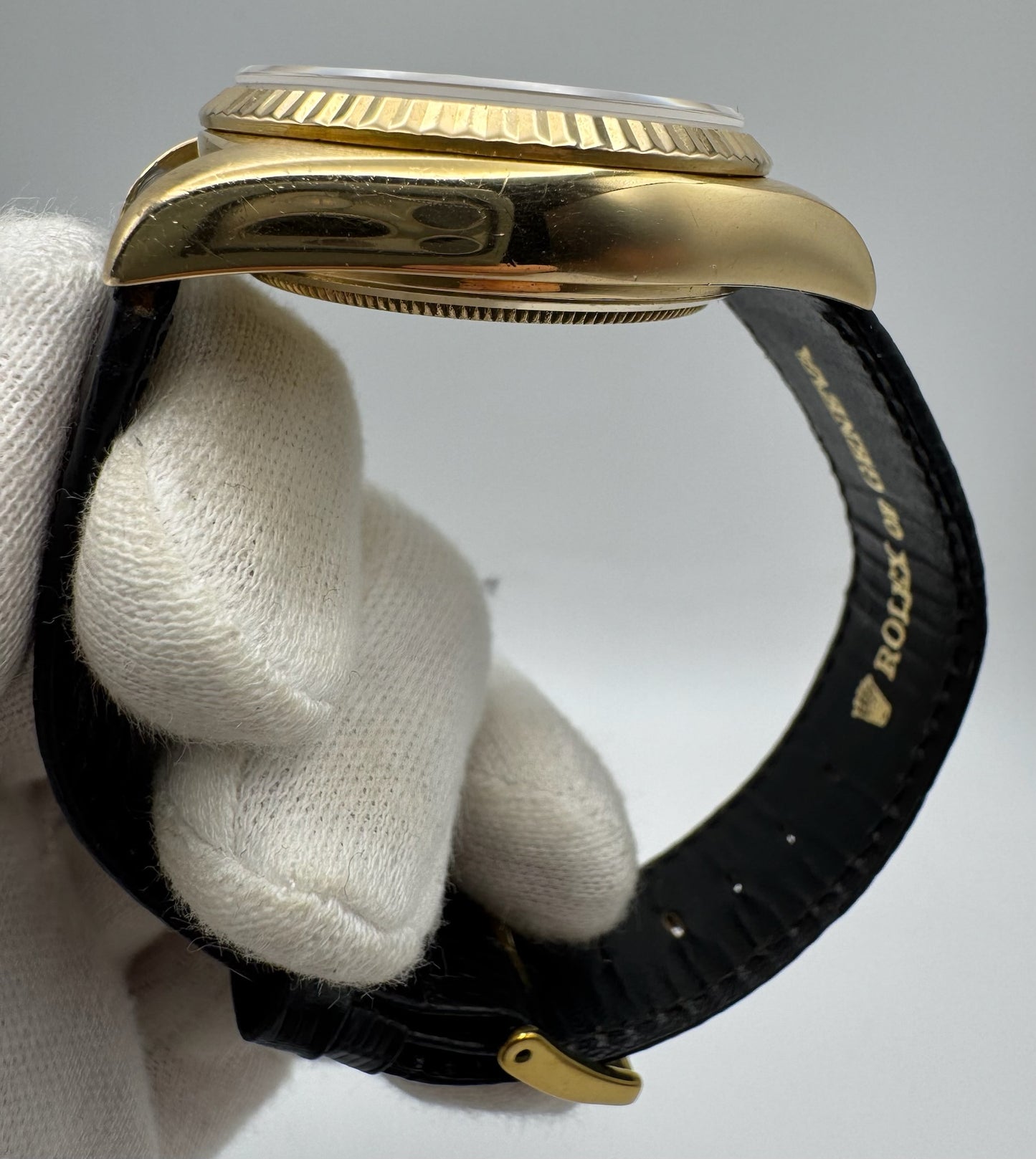 Rolex Day-Date 36 Yellow Gold Aftermarket Onyx Dial 1979 (Serviced)