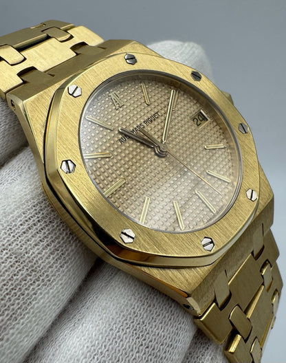 Audemars Piguet Royal Oak Full Yellow Gold 18K Champagne Dial Quartz 1984 (Papers & Service Box)