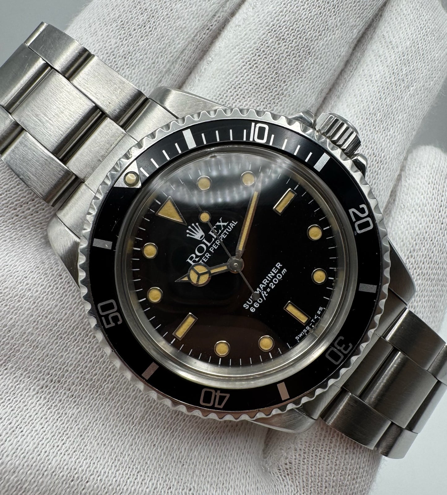 Rolex Submariner 5513 Full Steel Glossy Dial Heavy Patina (Full-Set/Serviced)