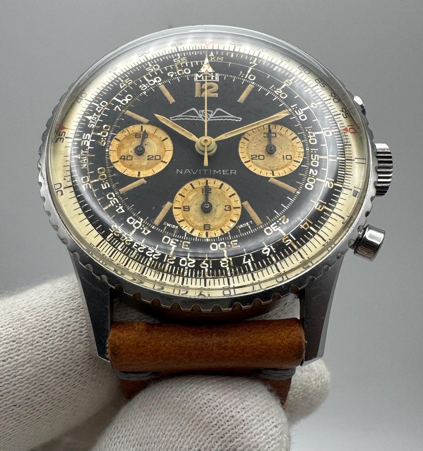 Breitling Navitimer 806 AOPA Chronograph Steel Heavy Patina Gilt Dial (Unpolished/Serviced)