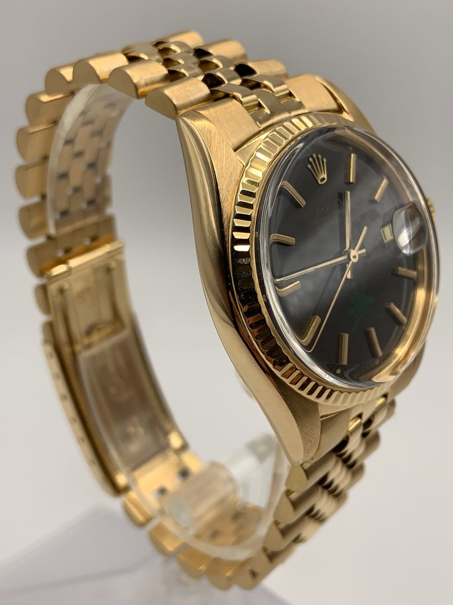 Rolex Datejust 36 Yellow Gold Grey Kabouss “Khanjar” Dial