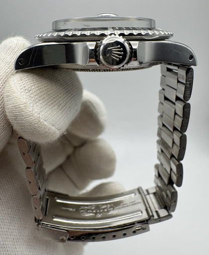 Rolex Submariner Date 1680 Red Yellow Patina 1970 (Full-Set/Unpolished)