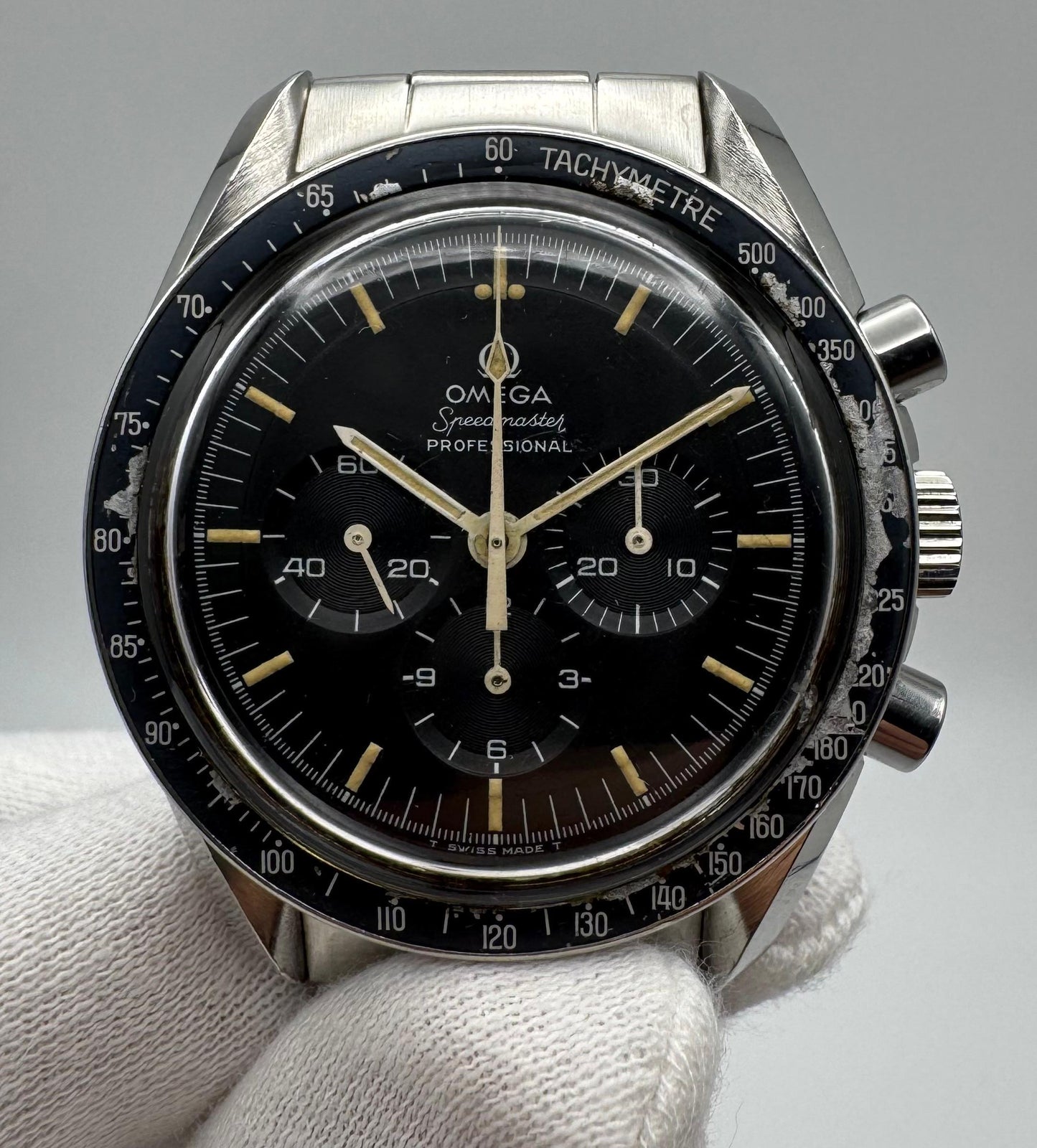 Omega Speedmaster Professional Moonwatch Full Steel Yellow Patina Original Step Tritium Dial (Unpolished)