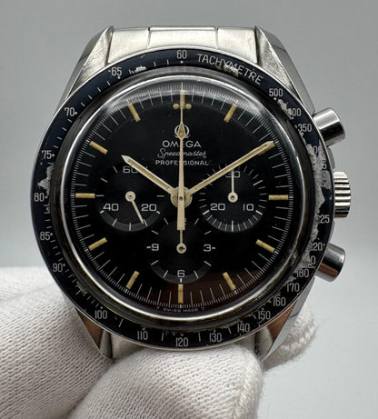Omega Speedmaster Professional Moonwatch Full Steel Yellow Patina Original Step Tritium Dial (Unpolished)