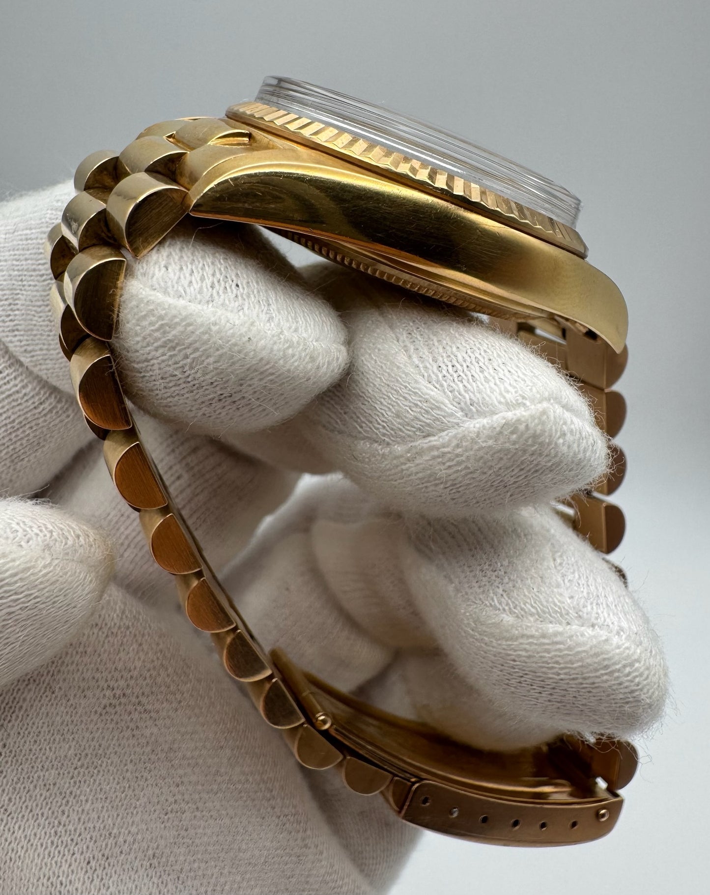 Rolex Day-Date 36 Full Rose Gold Ultra Rare Tropical Dial Arabic Disks 1973 (Unpolished/Serviced)