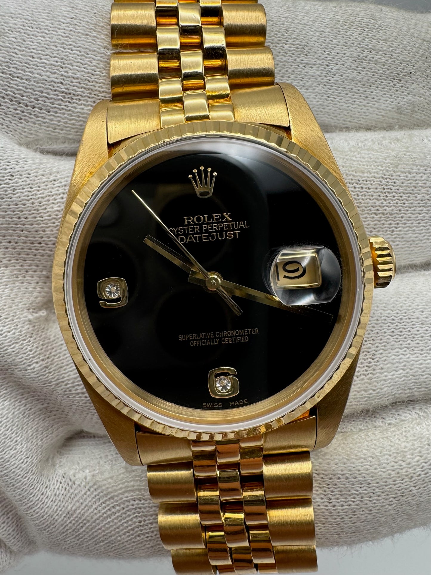 Rolex Datejust 36 Full Gold 18K OEM Factory Onyx Dial 1986 (Service Papers)