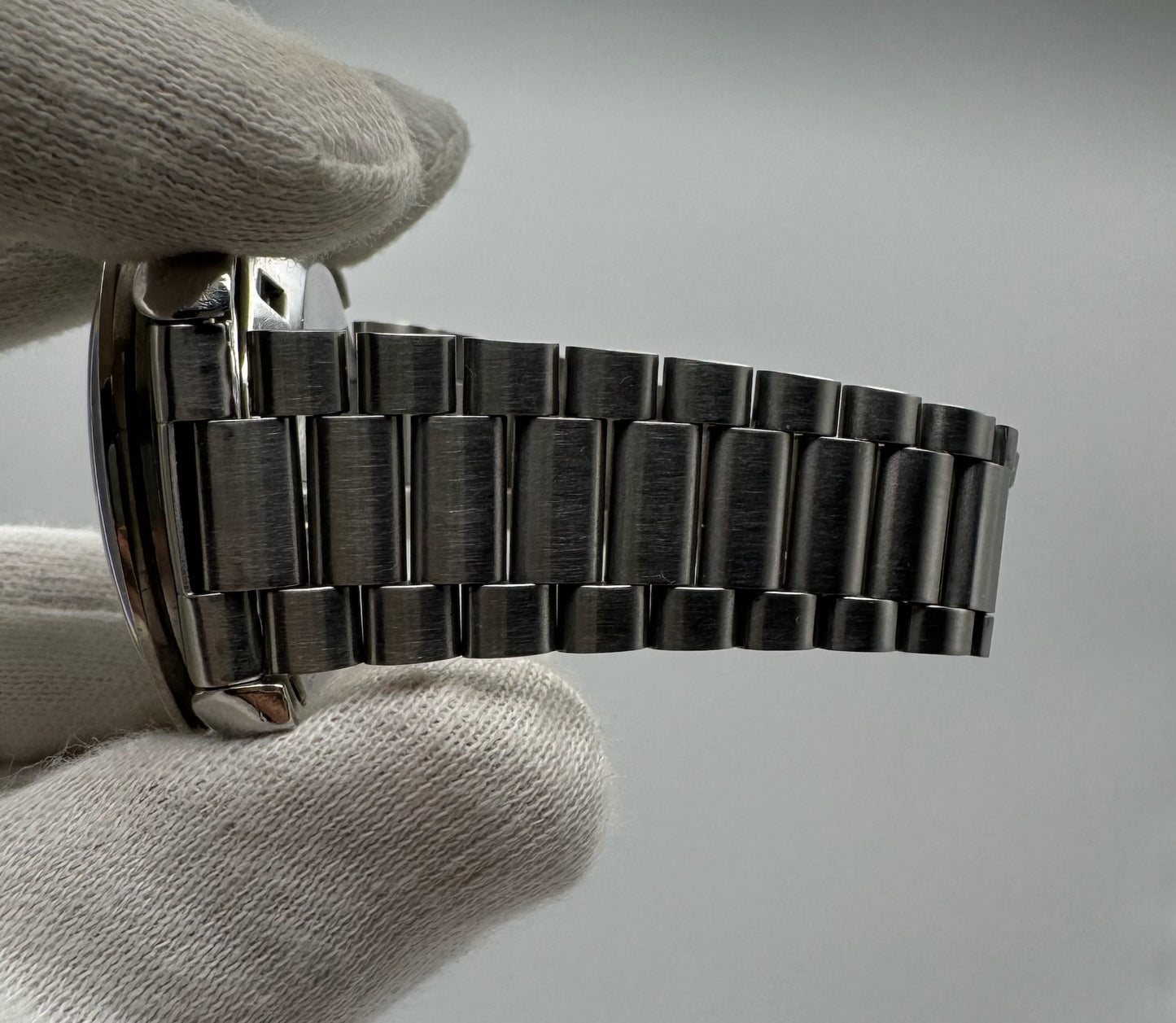 Omega Speedmaster Professional Moonwatch Full Steel Ghost Bezel Yellow Patina Step Dial 1969 (Serviced)