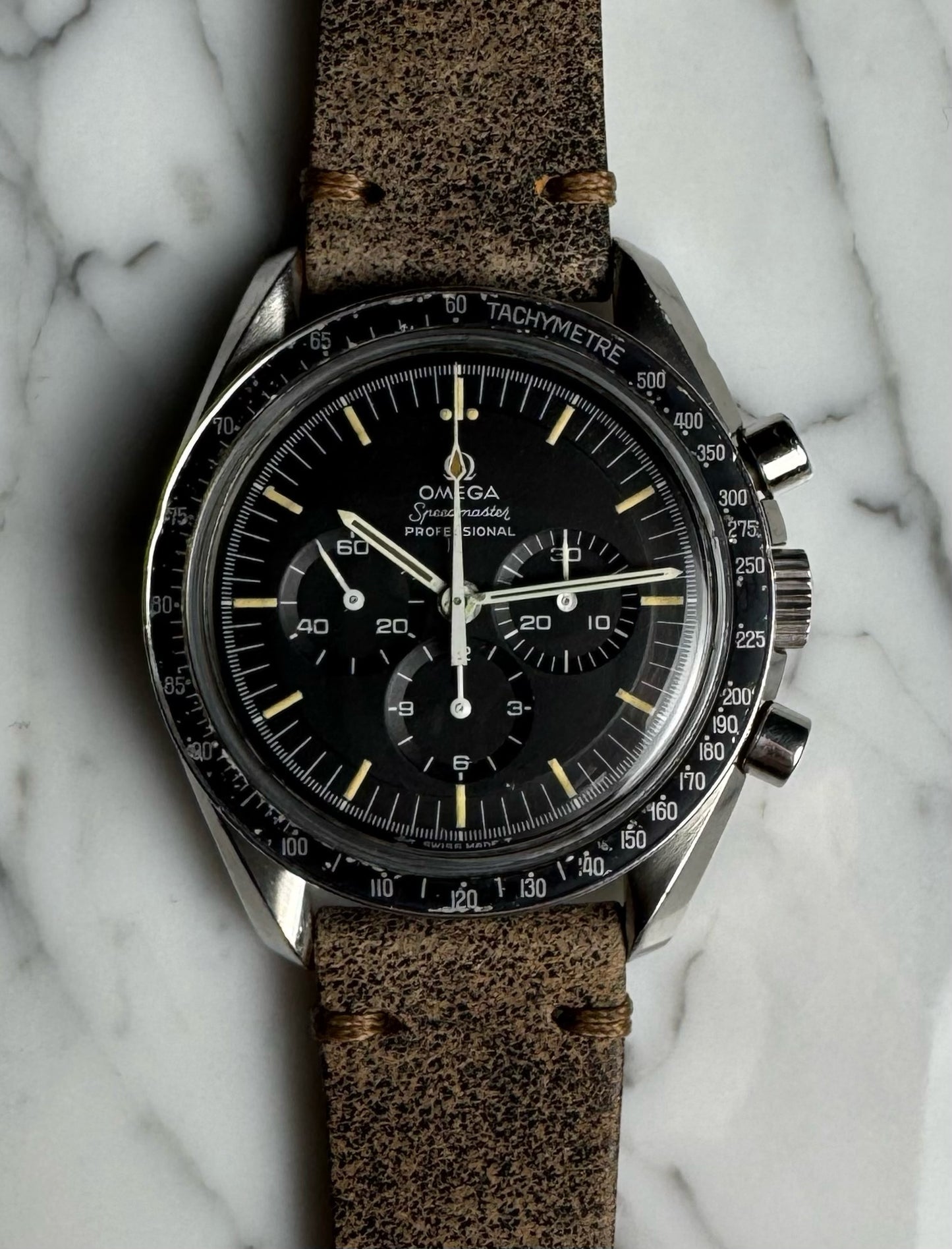 Omega Speedmaster Professional Moonwatch Steel Step Dial Yellow Patina 1969 (Serviced)