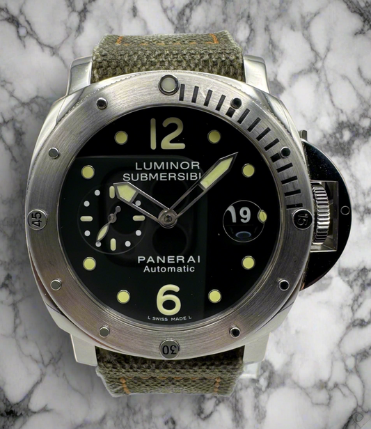 Panerai Luminor Submersible Black Dial 2014 (Unpolished)