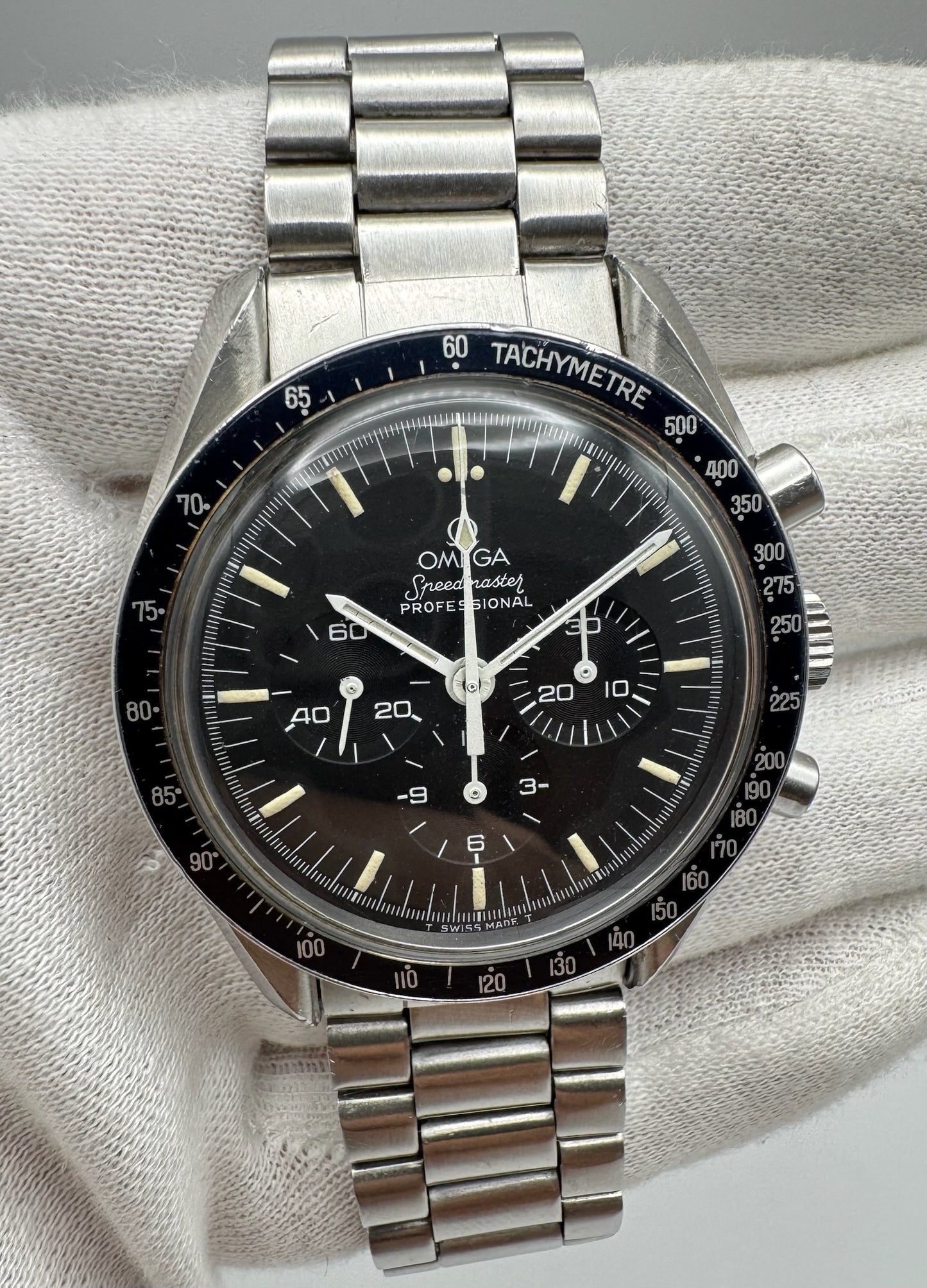 Omega Speedmaster Professional Moonwatch Full Steel Tritium Dial Blue Insert 1970’s (Unpolished)