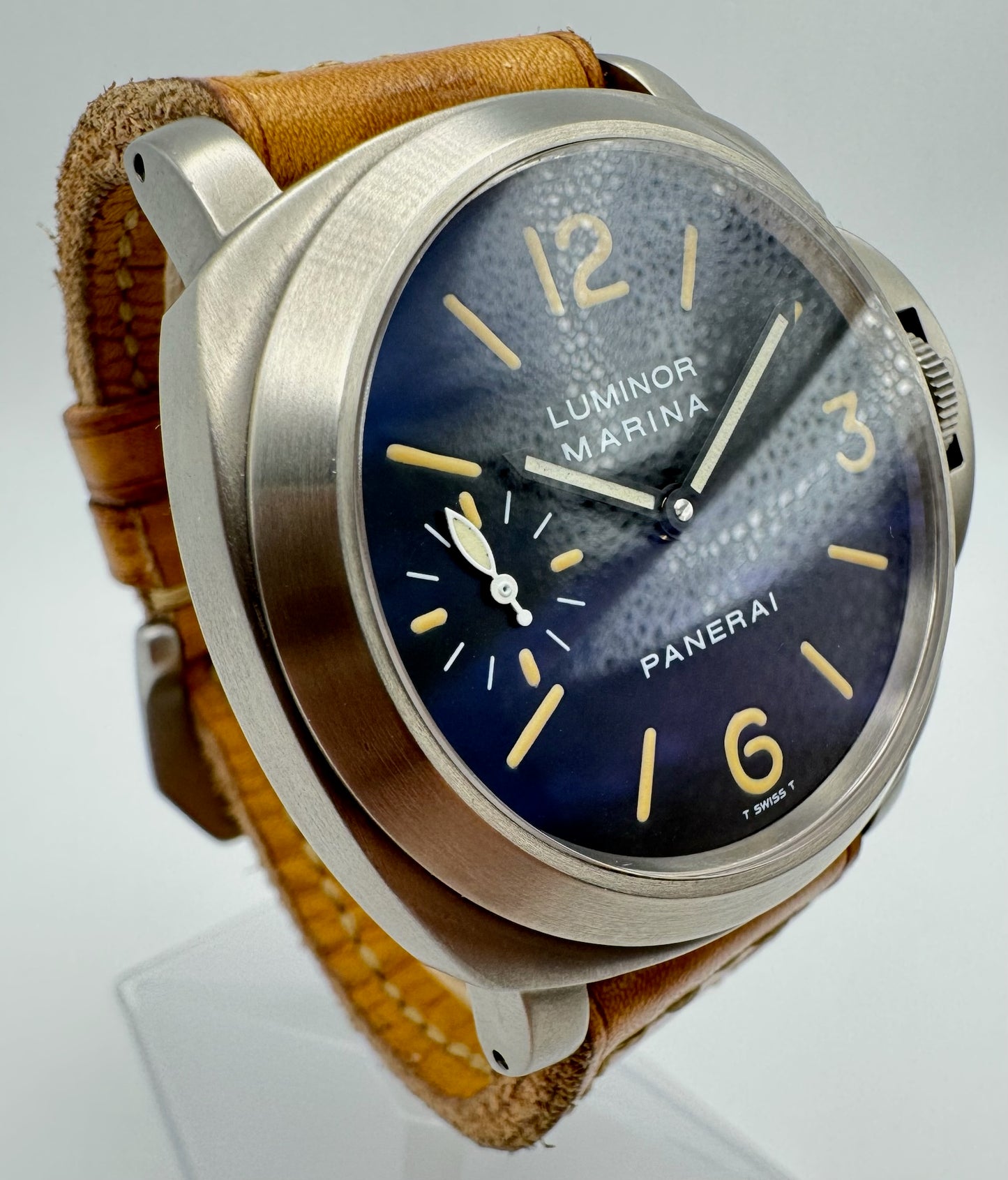 Panerai Luminor Marina Titanium with Tritium Dial PAM00040 (Full-Set)