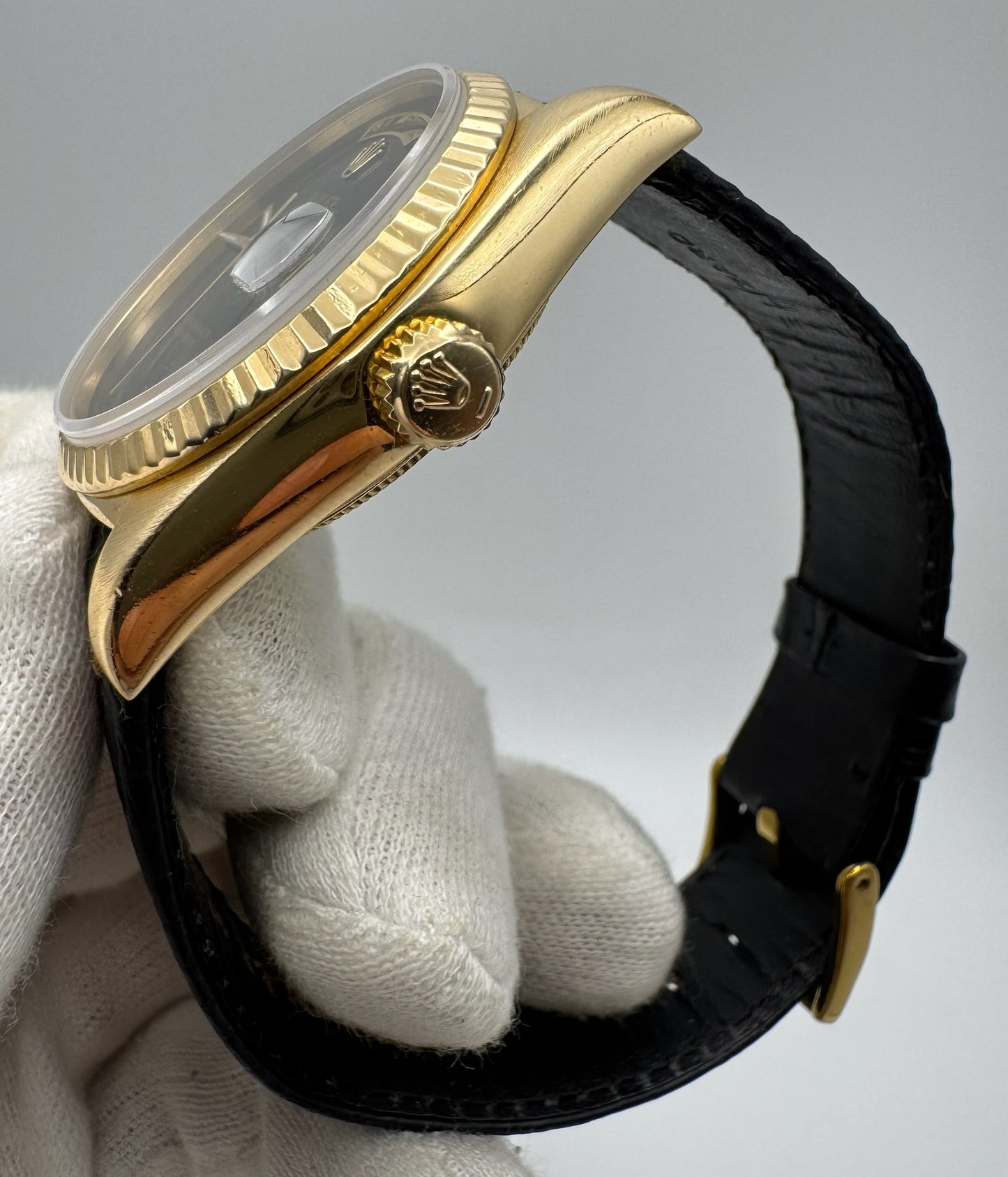 Rolex Day-Date 36 Yellow Gold Aftermarket Onyx Dial 1979 (Serviced)