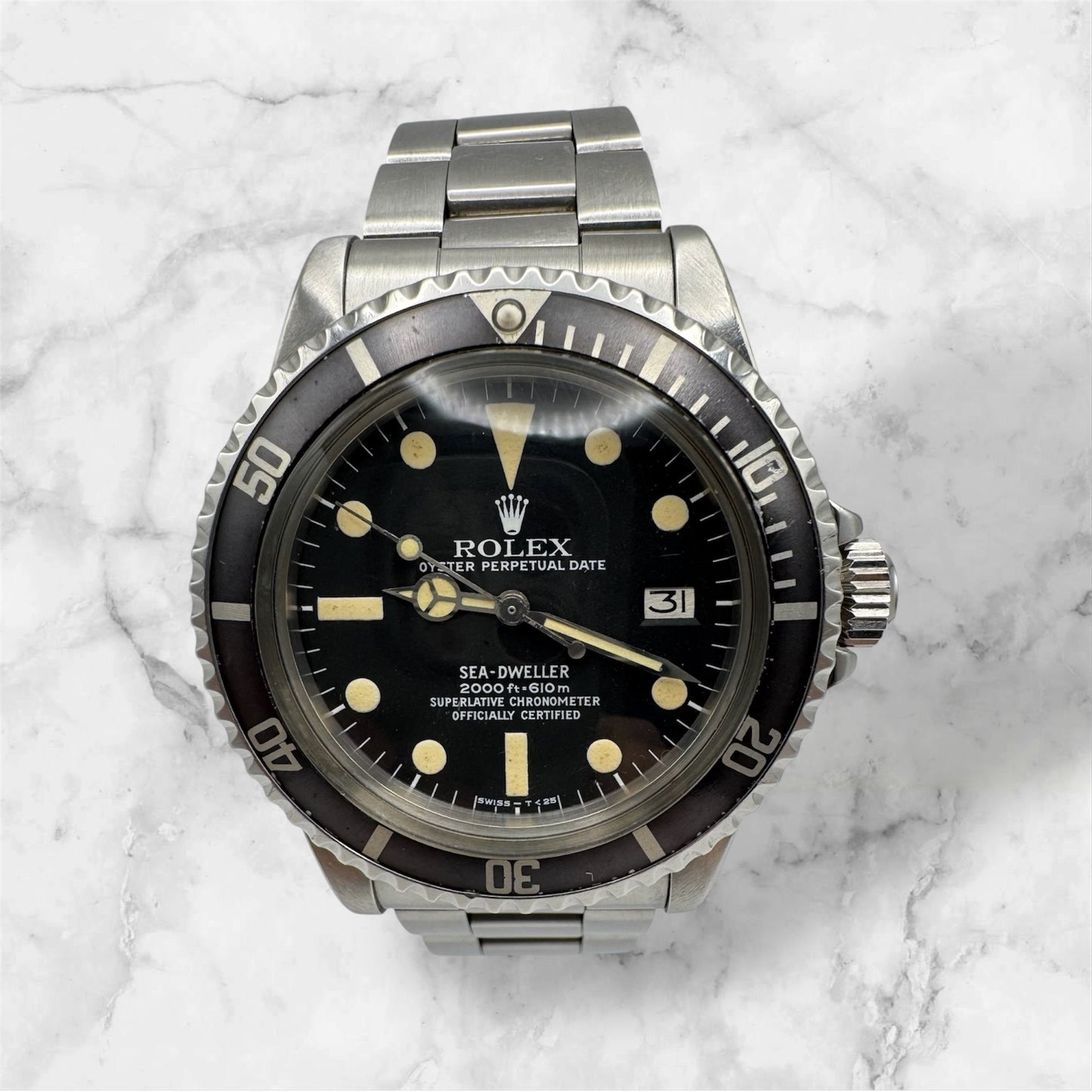 Rolex Sea-Dweller 1665 “Great White” Full Steel Yellow Patina 1979 (Full-Set/Serviced)