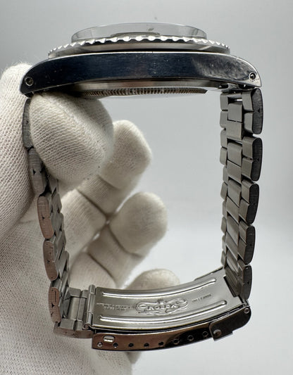 Rolex Submariner Date 1680 Red Yellow Patina 1970 (Full-Set/Unpolished)