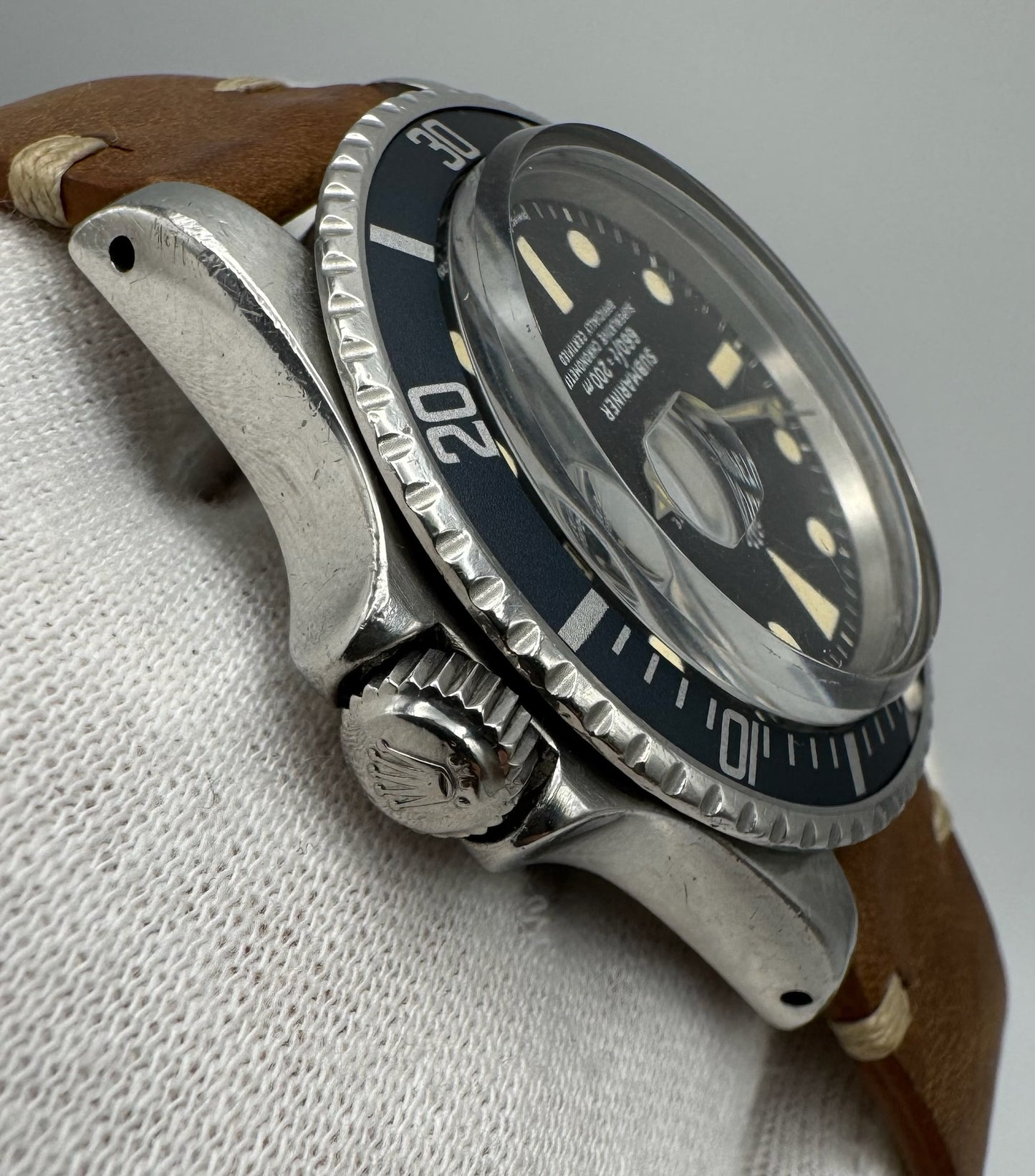 Rolex Submariner Date 1680 MK1 Yellow Patina Blue Insert 1977 (Serviced)