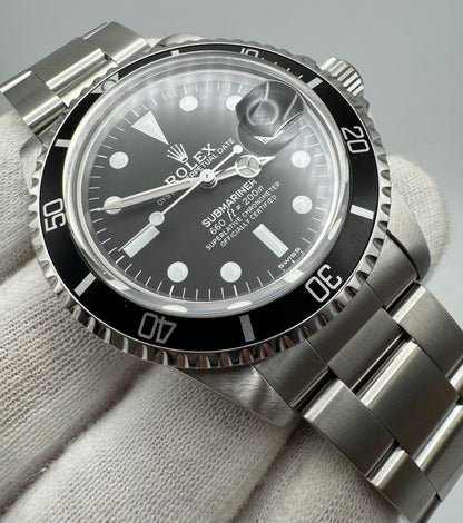 Rolex Submariner Date 1680 Full Steel Rolex Service 1979 (Rolex Service Papers/Box)