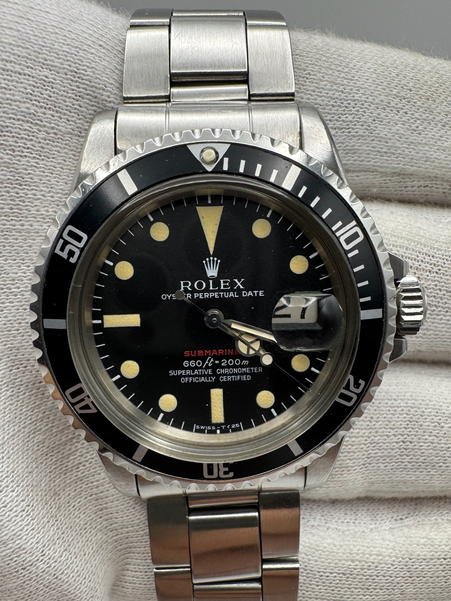 Rolex Submariner Date 1680 Red Yellow Patina 1970 (Full-Set/Unpolished)