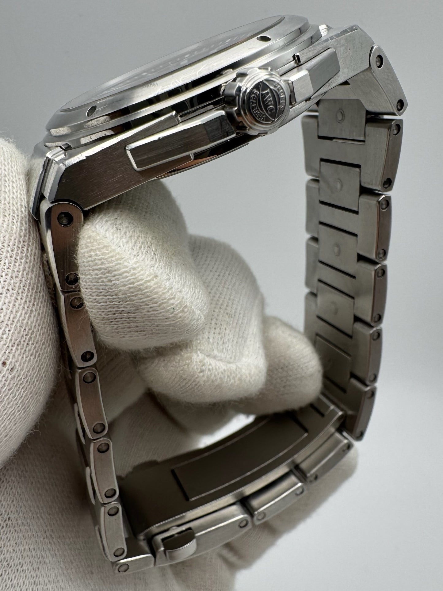 IWC Ingenieur Automatic 40 Full Steel Black Dial 2017 (Full-Set/Unpolished)