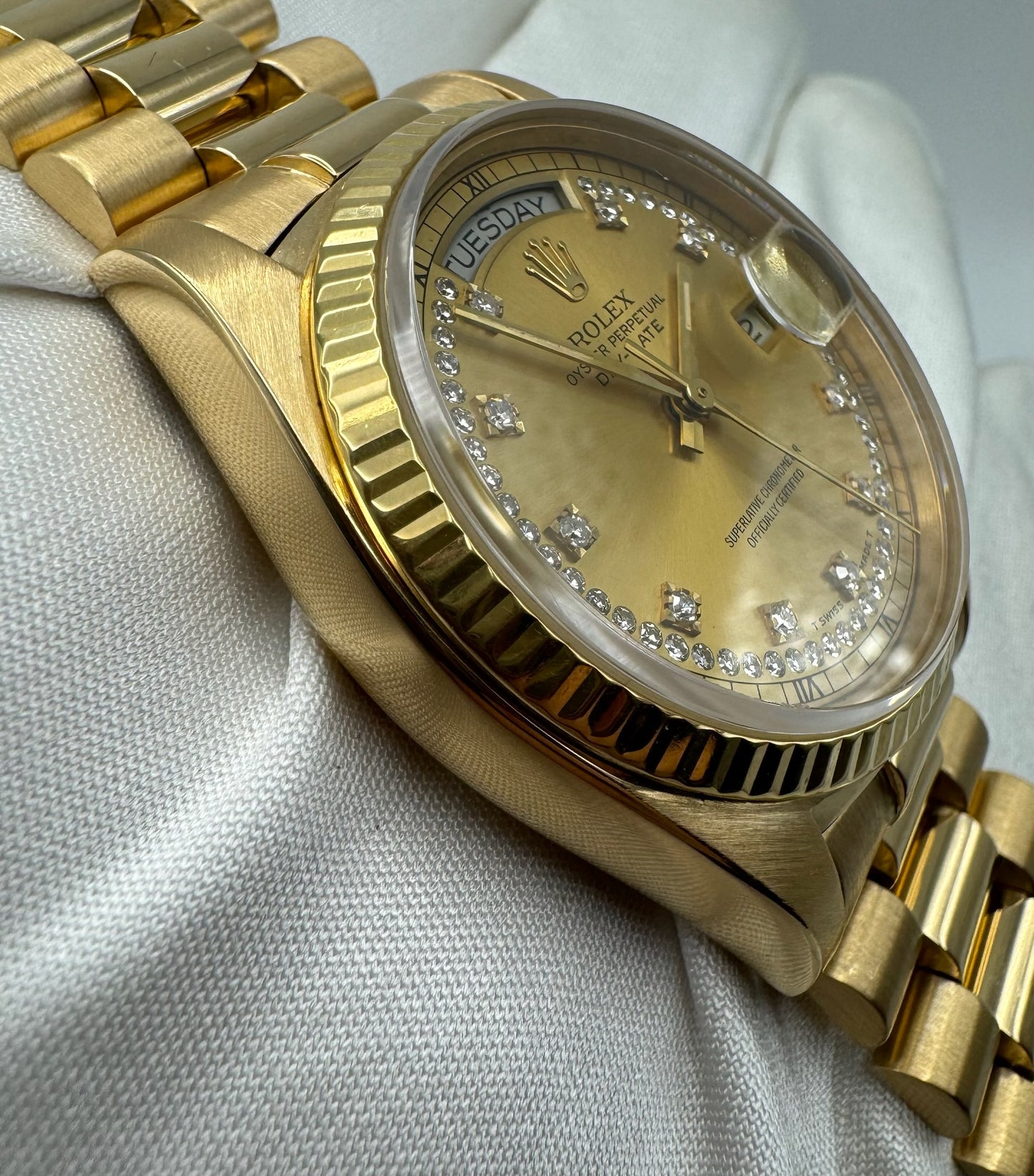 Rolex Day-Date Full Gold with Solid Gold Diamond String Dial