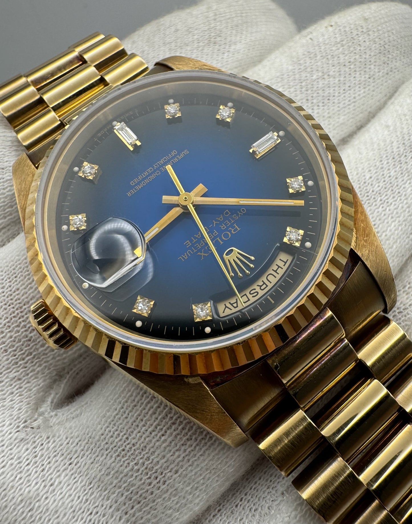 Rolex Day-Date 36 Full Gold OEM Blue Vignette Diamond Dial 1995 (Box & Service Papers/Unpolished)